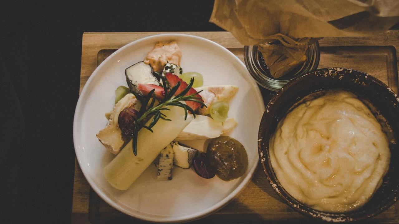 Cafe-Restaurant Leo Hotell Kalsdorf bei Graz Eksteriør bilde